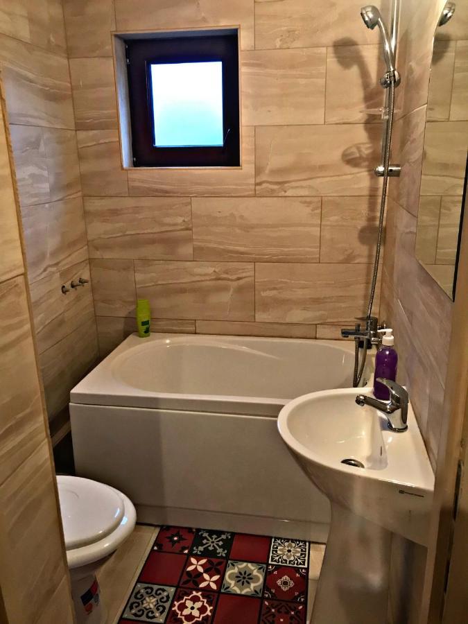 La Curtea Veche Appartement Lapus Buitenkant foto