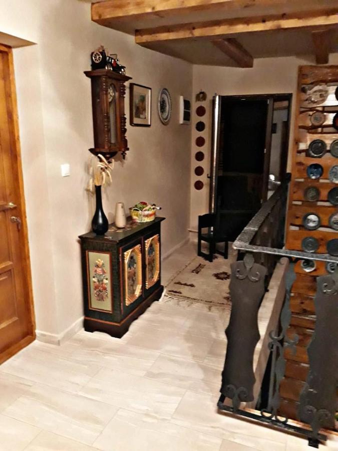 La Curtea Veche Appartement Lapus Buitenkant foto