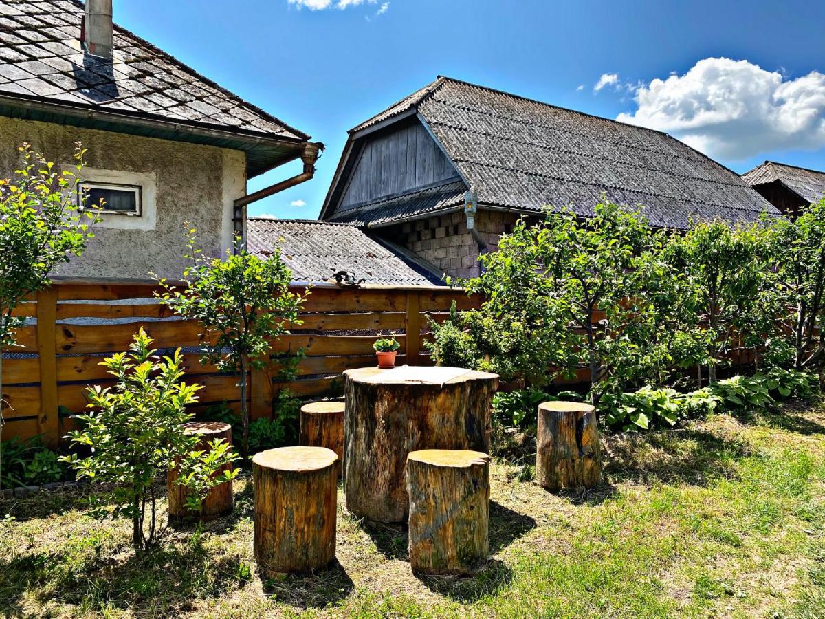 La Curtea Veche Appartement Lapus Buitenkant foto