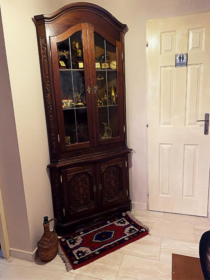 La Curtea Veche Appartement Lapus Buitenkant foto