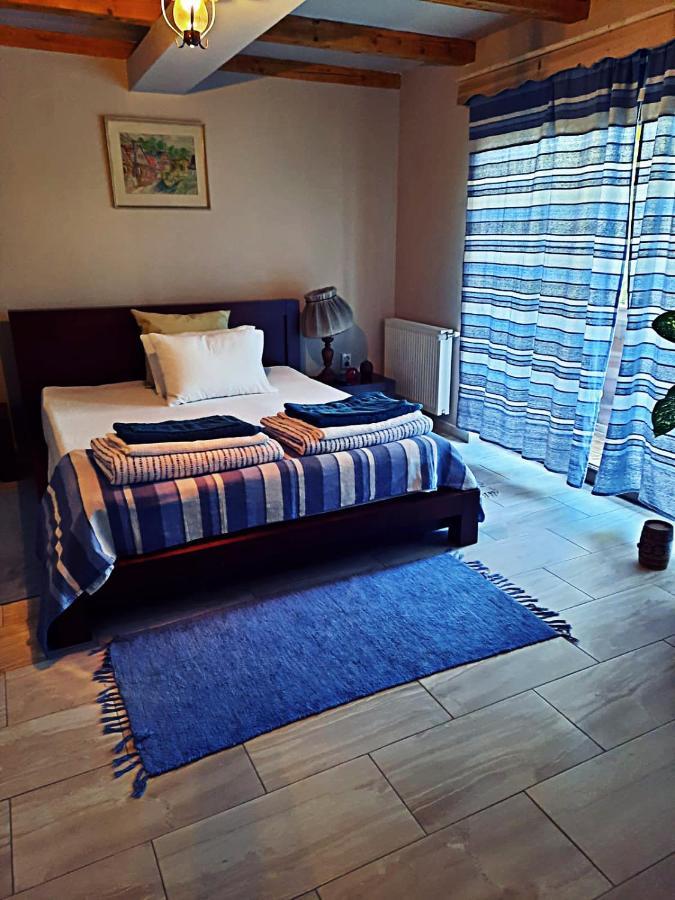 La Curtea Veche Appartement Lapus Buitenkant foto